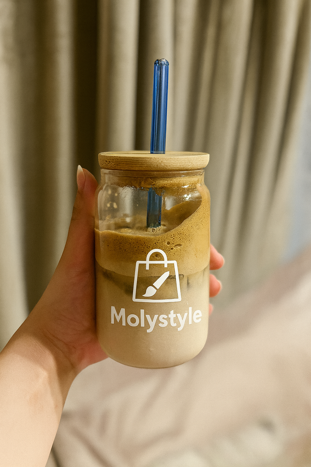 Enjoy your favorite drink with a touch of elegance 💖