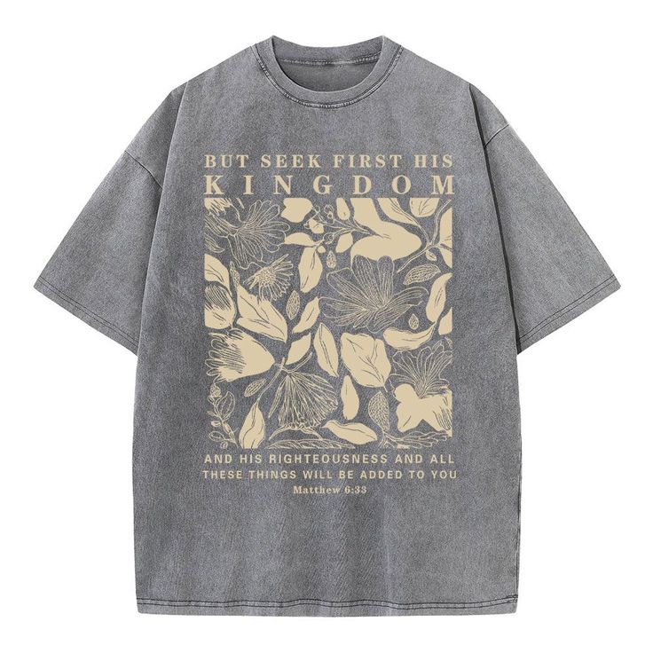 Print-on-demand washed T-shirt with high-quality print
